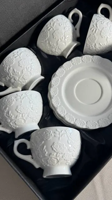 Чайний сервіз Біла Трояндочка, 12 предметів