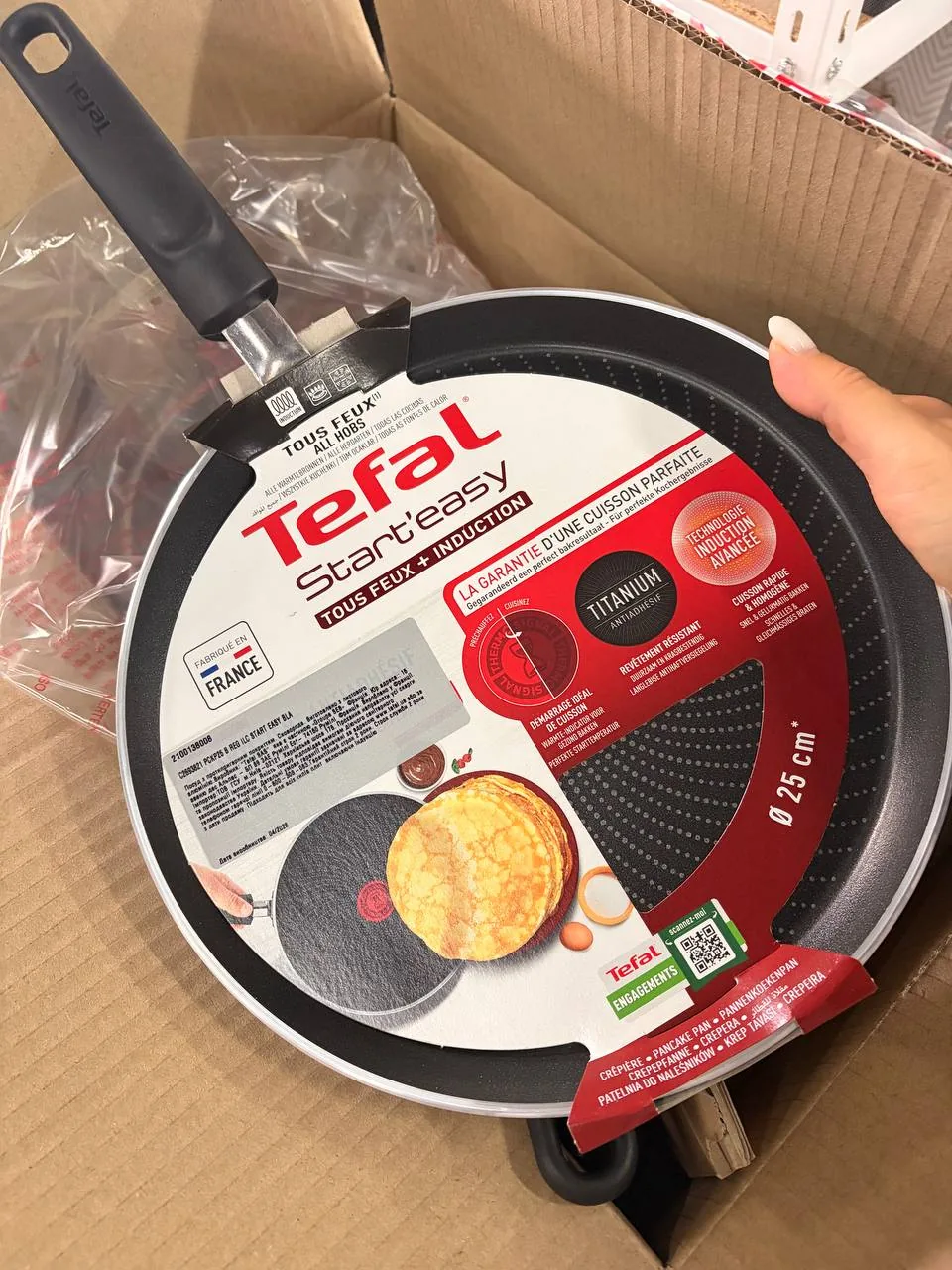 Сковорода млинцева Tefal, 25 см